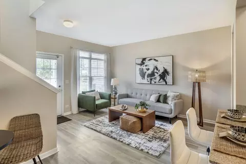 1241 Ritter St #1102K, North Aurora, IL 60542