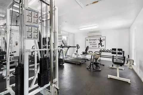 3950 Ashburnham Dr #59, Houston, TX 77082