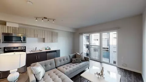 1516 NW 51st St #208, Seattle, WA 98107