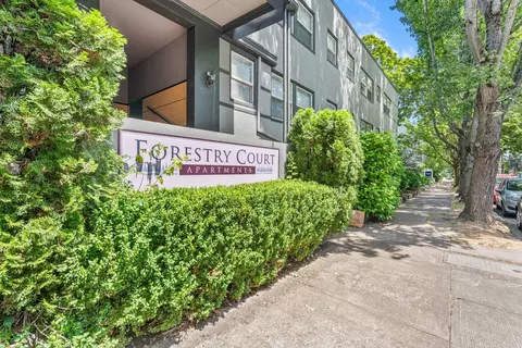 2737 NW Upshur St #215, Portland, OR 97210