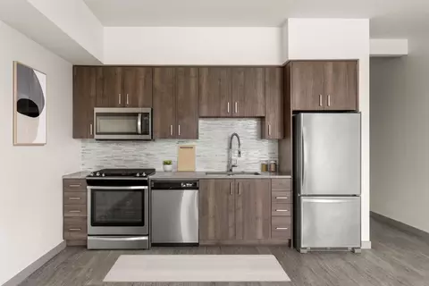 1411 NW Quimby St #220, Portland, OR 97209