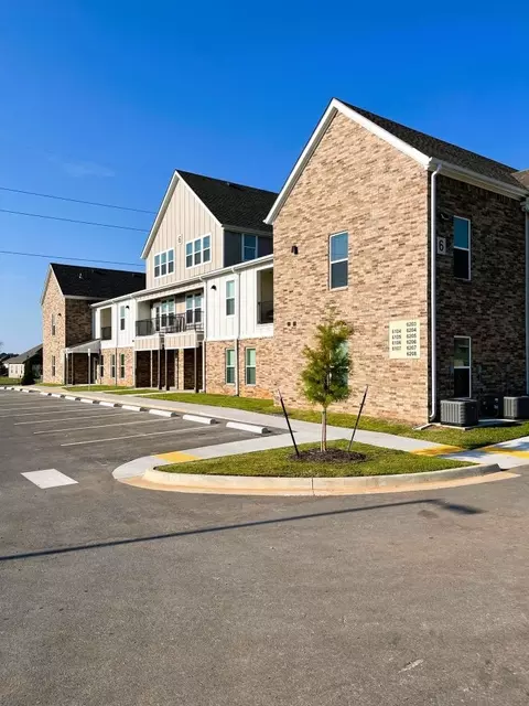 130 Cedar St #2101, Centerton, AR 72719