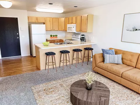 2412 E 4th St #117, Pierre, SD 57501