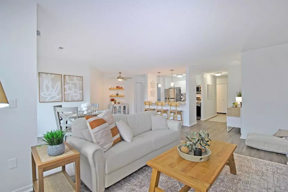  26601 W Carnegie Park Dr #WAITC2D, Southfield, MI 48034 photo 8