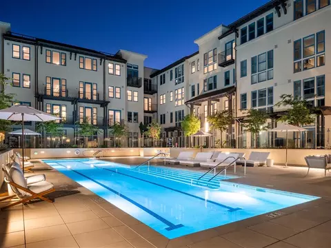 550 Oak Grv #327, Menlo Park, CA 94025