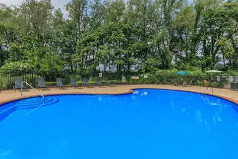 6115 Pebblebrook Ln #6015204, Kent, OH 44240