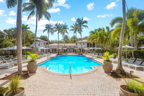 5400 NW 55th Blvd #02-107, Coconut Creek, FL 33073
