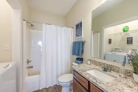100 Belmere Luxury Ct #3-333, Houma, LA 70360