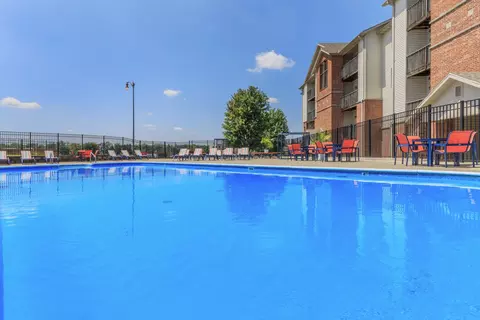 2601 N Cresthaven Ave #305, Springfield, MO 65803