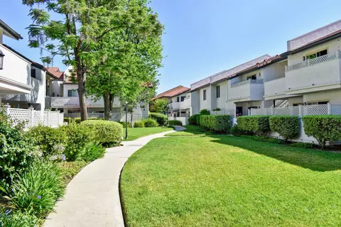 5333 Cochran St #25-205, Simi Valley, CA 93063