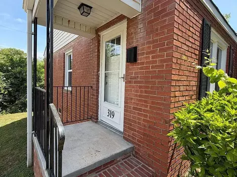 215 Poindexter Dr #319 POIN, Charlotte, NC 28209