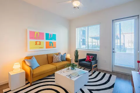 2125 E Apache Blvd #2130, Tempe, AZ 85281