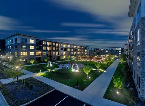 101 Woodbine Rd #2406, Downingtown, PA 19335