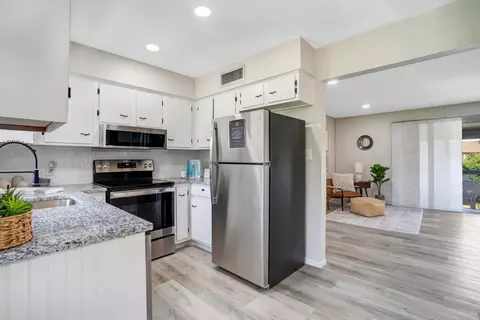 2001 Glenridge Way #70, Winter Park, FL 32792