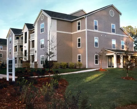 1749 Dobbins Dr #STE 1B, Chapel Hill, NC 27514