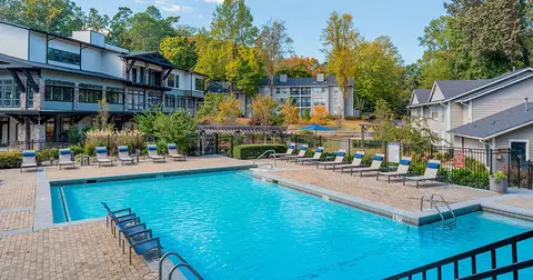 2075 Powers Ferry Rd #2009H, Marietta, GA 30067