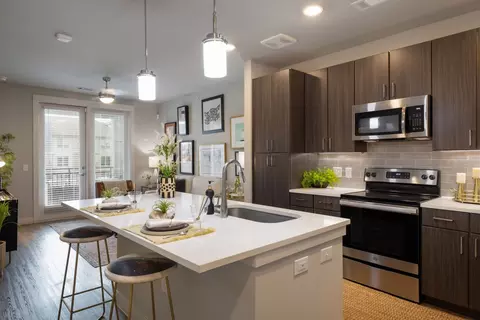 880 W Euless Blvd #6101, Euless, TX 76040