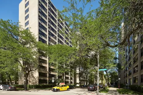 1606 E Hyde Park Blvd #03-013C, Chicago, IL 60615