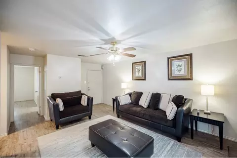 10401 N Lamar Blvd #N201, Austin, TX 78753