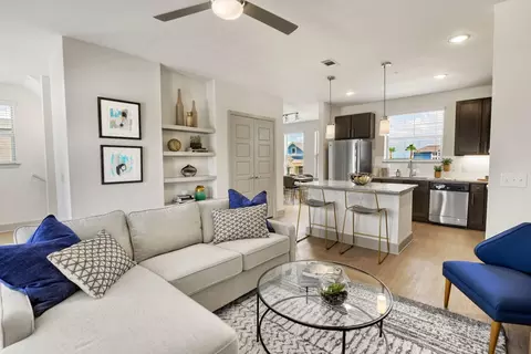 1600 Santavy St #12102, Baytown, TX 77521