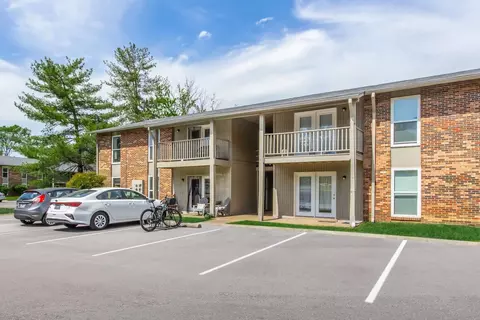 118 E Kingwood Dr #A10, Murfreesboro, TN 37130