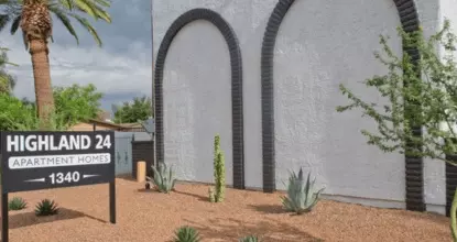 1340 E Highland Ave #28, Phoenix, AZ 85014
