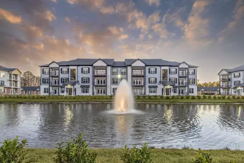 6904 Laurel Island Pkwy #806, Kingsland, GA 31548
