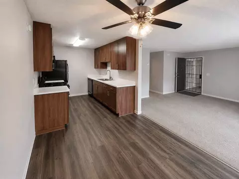 1365 Broadway #23, El Cajon, CA 92021