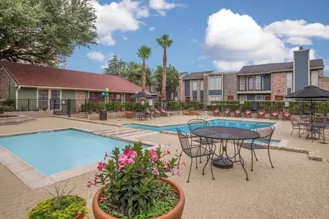 8327 W Tidwell Rd #1706, Houston, TX 77040