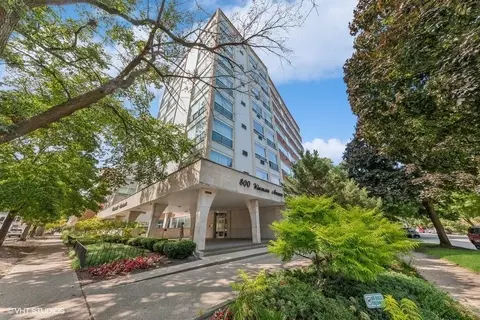 800 Hinman Ave #800805, Evanston, IL 60202