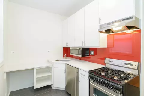 2876 N Clark St #2884-2, Chicago, IL 60657