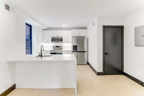 643-645 N 15th St #643 1F, Philadelphia, PA 19130