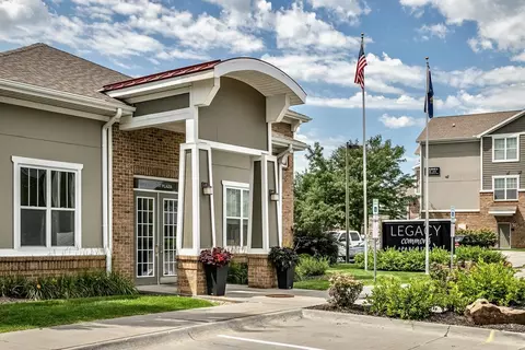 17011 Wright Plz #2811-107, Omaha, NE 68130