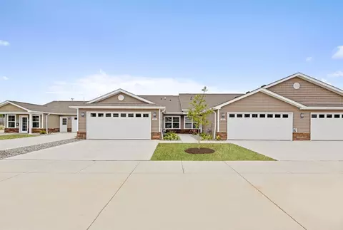 10530 S 24th Plz #2320C, Bellevue, NE 68123