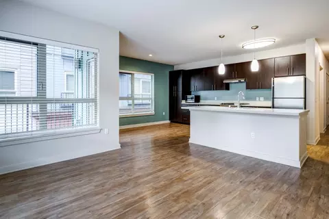 14027 Lake City Way NE #E203, Seattle, WA 98125