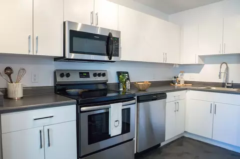 3211 E Pinchot Ave #108, Phoenix, AZ 85018