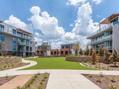 8200 Southwestern Blvd #1403, Dallas, TX 75206