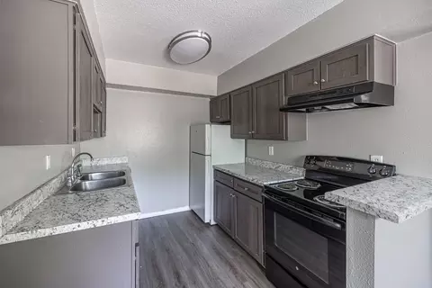 801 S Rodney Parham Rd #10D, Little Rock, AR 72205
