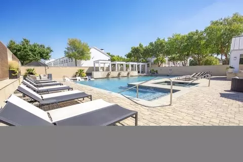 7700 Greenway Blvd #F-304, Dallas, TX 75209