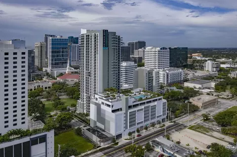 405 NE 2nd St #1910, Fort Lauderdale, FL 33301