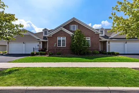 5733 Traditions Dr #6836, New Albany, OH 43054