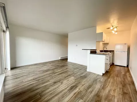 5000 22nd Ave NE #311, Seattle, WA 98105