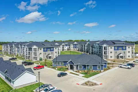 1704 NE Gateway Ct #207, Grimes, IA 50111