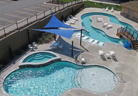 240 Beverly Hills Cir #BH0128, Lynchburg, VA 24502
