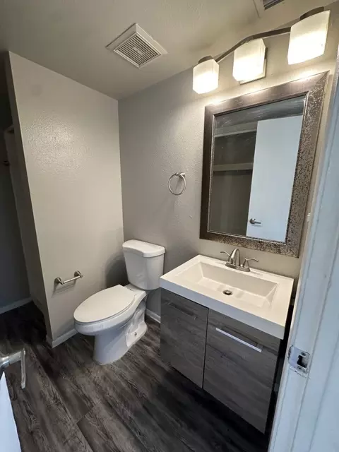 4815 E Thomas Rd #E229, Phoenix, AZ 85018 photo 18