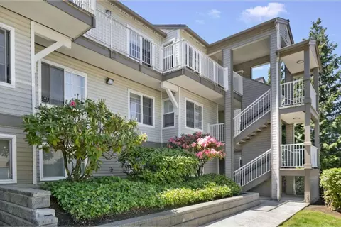 11100 SE Petrovitsky Rd #P203, Renton, WA 98055