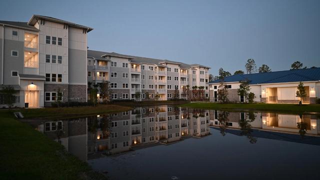 780 Island Point Dr #1402, Jacksonville, FL 32218