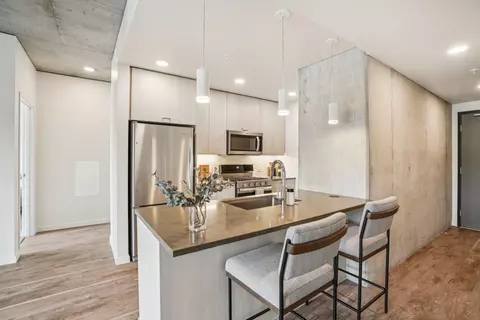 1640 SW Yamhill St #1709, Portland, OR 97205