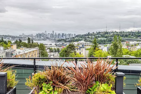 4015 Stone Way N #206, Seattle, WA 98103