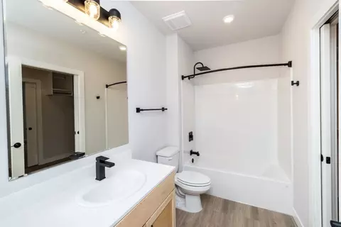155 E 4th Pl #151-521, Sioux Falls, SD 57103 photo 13